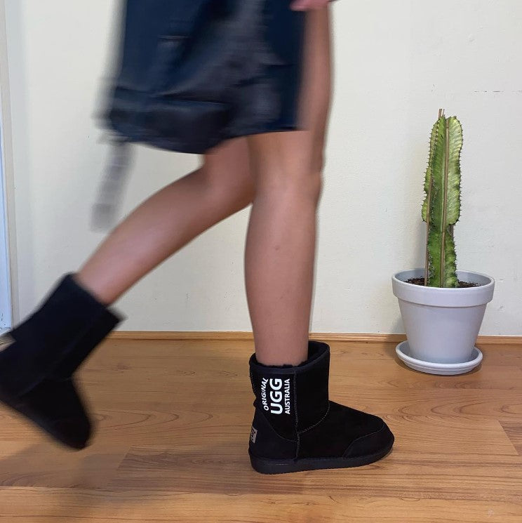 Originals Ugg Australia Short Black Branded Boots