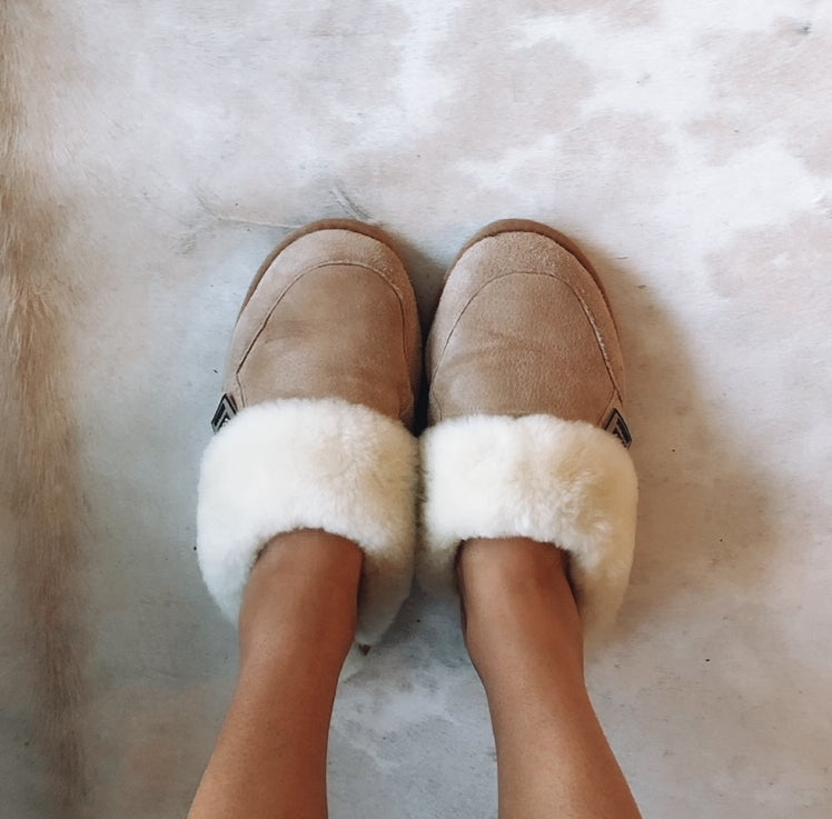 Original Ugg Australia Sheepskin Scuff Slipper Grey